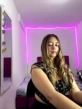 Zara_Ross from StripChat