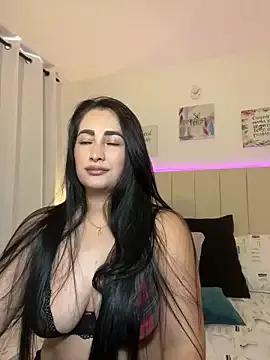 Zara_Sizzlee from StripChat