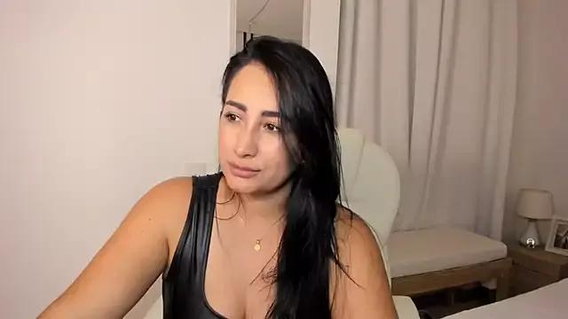 Zara_Sparkle from StripChat is Freechat