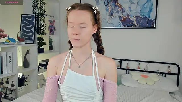ZaraBluitt from StripChat