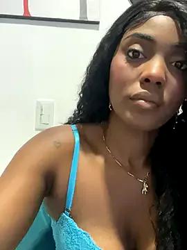 zaracollins01 from StripChat is Freechat