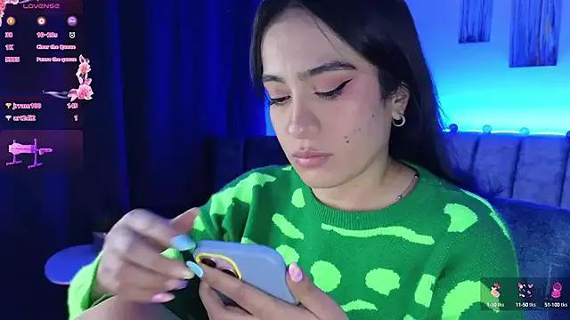 ZaraDames_ from StripChat