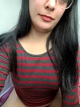 ZaraHoney from StripChat