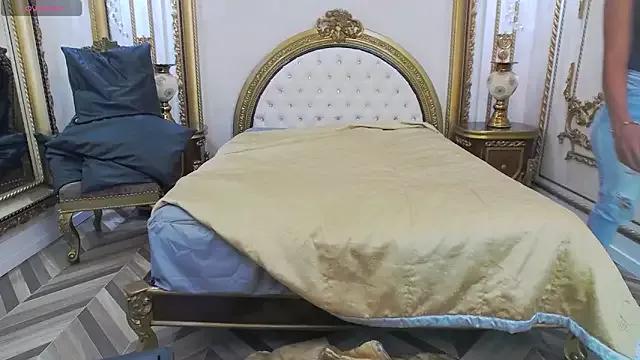 ZaraRoux from StripChat is Freechat