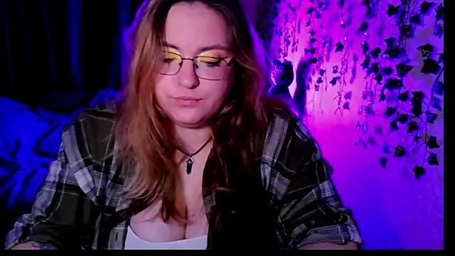 ZayaRush from StripChat