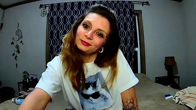 ZeelaXoXo from StripChat