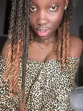Zeish_zash77 webcams show profile image 