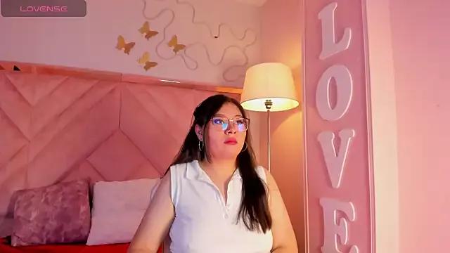 Explore our live girls sluts from our Custom and Multi clubs and checkout exclusive access to highly interactive content, such as shape, hair, titties, pussy type and many more.