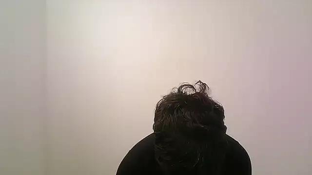 zeus_181 from StripChat is Freechat