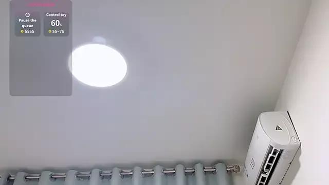 zhnkxl2025 from StripChat is Freechat