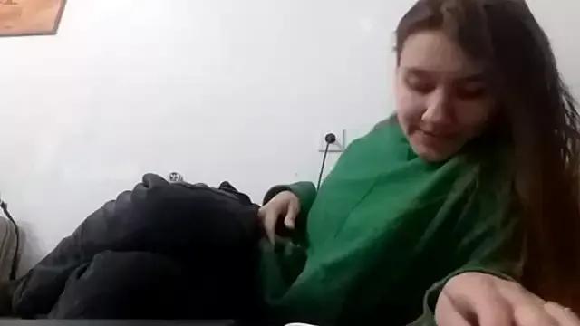 Zizi_Zuzu webcams show profile image 