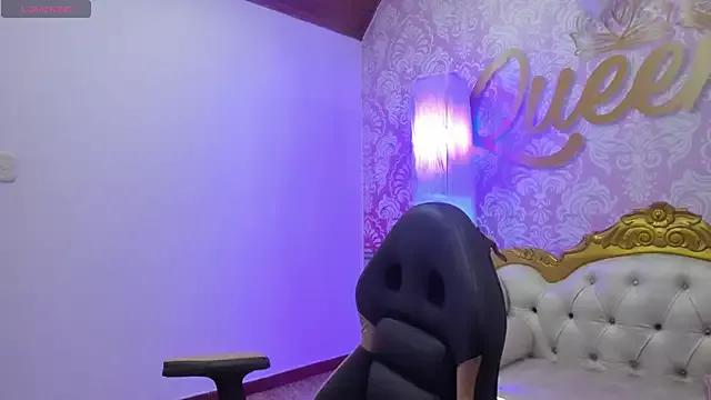 zoe_pretty_ from StripChat is Freechat