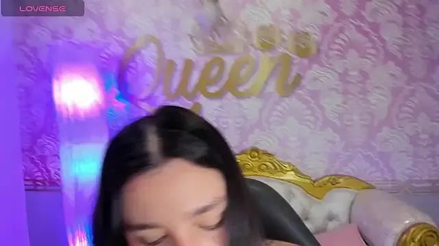 Explore our live girls sluts from our Custom and Multi clubs and checkout exclusive access to highly interactive content, such as shape, hair, titties, pussy type and many more.