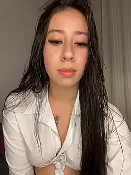 Zoee_t from StripChat