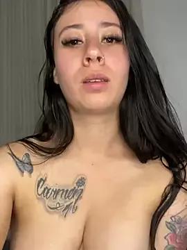 Zoee_t from StripChat