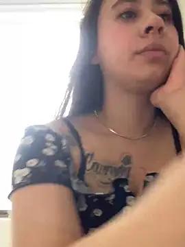 Zoee_t from StripChat