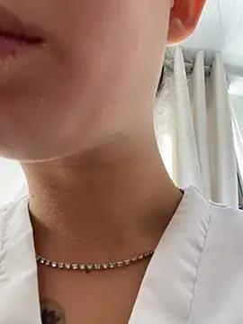 Zoee_t from StripChat