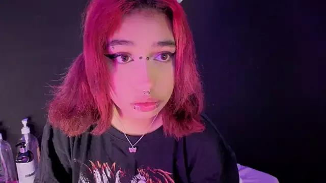 zoelight18 from StripChat is Freechat