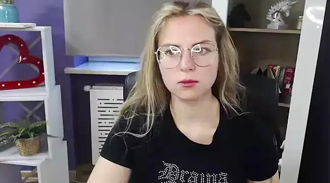 Zoey_Erotic from StripChat is Freechat