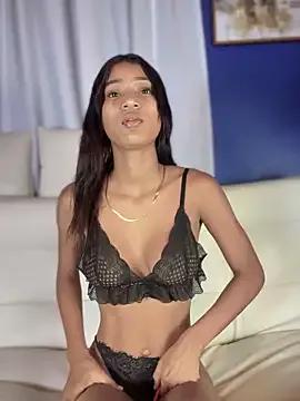 ZoeyReign webcams show profile image 