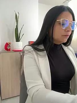 Zui_Rouse from StripChat is Freechat