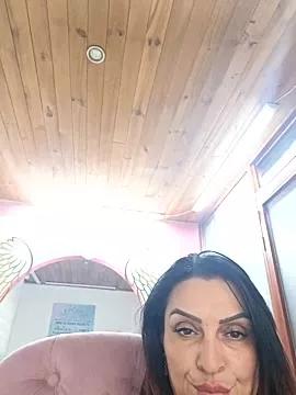zullyxhot from StripChat